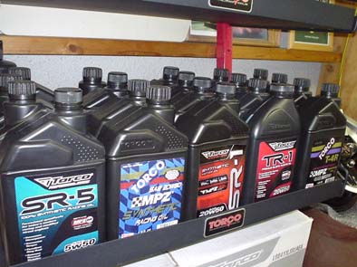 �I�C�����͂��߁A�p�[�c��������肻�낦�Ă���܂�